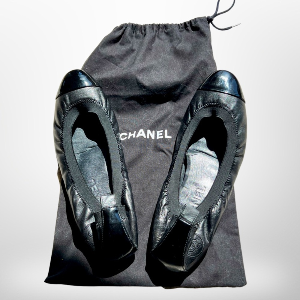 Chanel Black Leather Elastic Cap Toe Ballet Flats